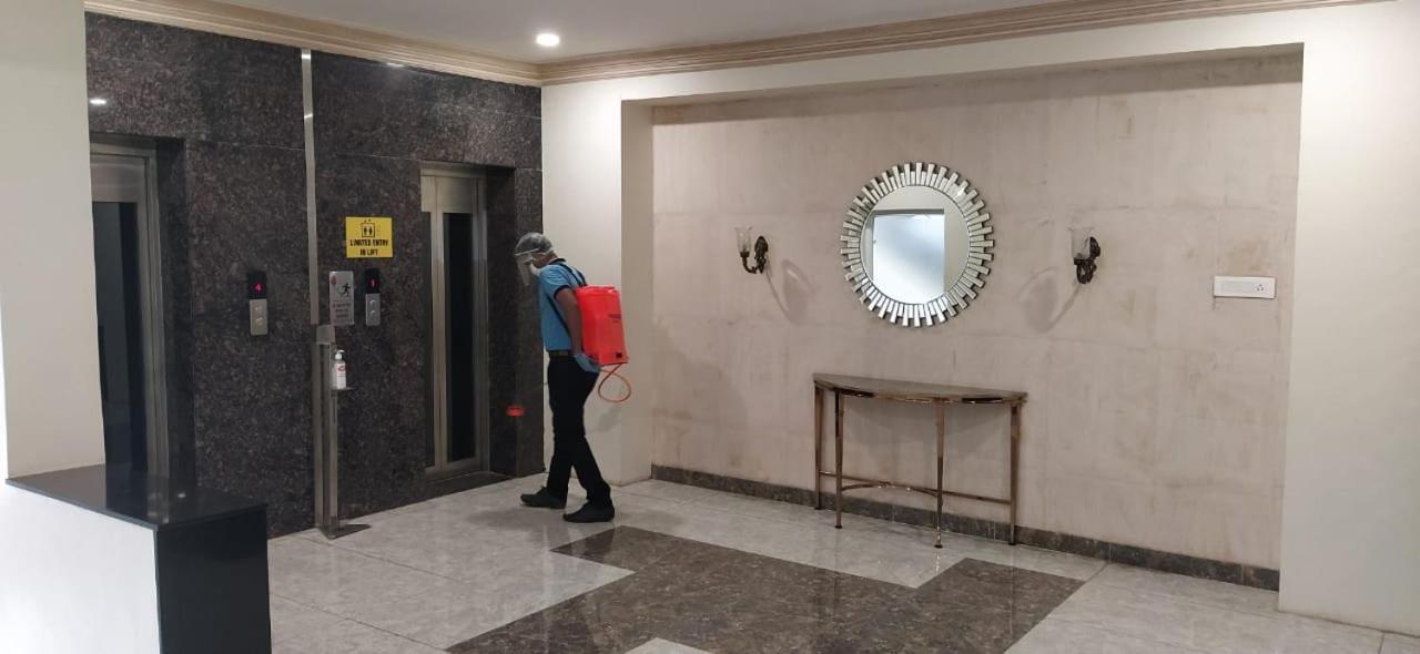 Hotel Grand Gayathri Khammam Bagian luar foto